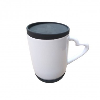 Caneca ALÇA DE CORAÇÃO  330 ml C/ Tampa e base de Silicone