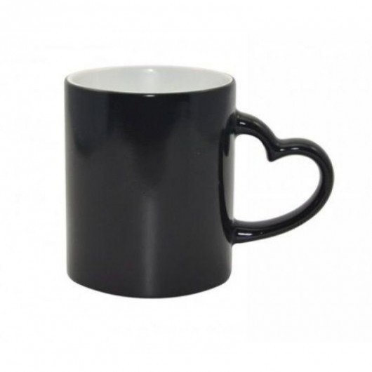 Caneca Mágica Preta - alça de coração (Fosca)