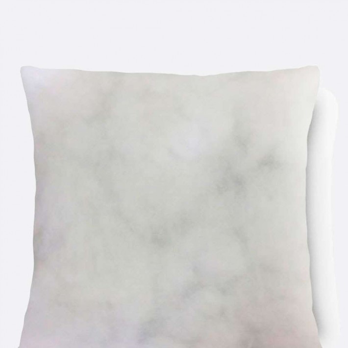 Enchimento 40x40 costurado em TNT com fibra